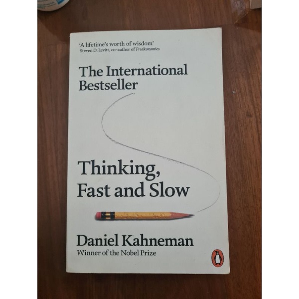 Thinking fast and slow - 2nd hand great condition หนังสือมือสอง