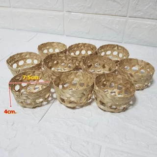เข่งจิ๋ว ขนาด 7 cm. และ 7.5 cm.ใช้นึ่งก๋วยเตี๋ยวหลอด เข่งรองนึ่งขนมเข่ง และขนมต่างๆ (25ใบ/แพ็ค)