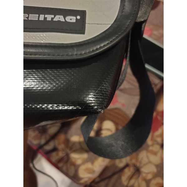 [พร้อมส่ง] ฟิล์มกันรอยมุม กระเป๋าFREITAG นำเข้าจากญี่ปุ่น 1 ชุดมี 5 ชิ้น