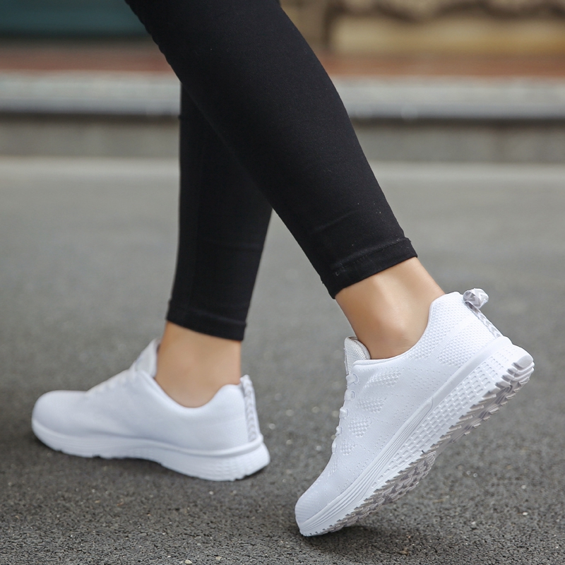 35-44 ผู้หญิงรองเท้าสีดำ ผ้าใบ แบบสลิป-ออนรองเท้า ลำลอง สีขาว
