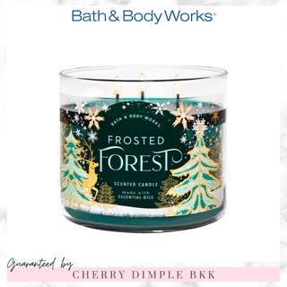 🍒ของแท้·ส่งไว·ถูก🍒BATH AND BODY WORKS เทียนหอม "Frosted Forest" 3-wicks CANDLE ขนาดใหญ่ 3 หัวจุด