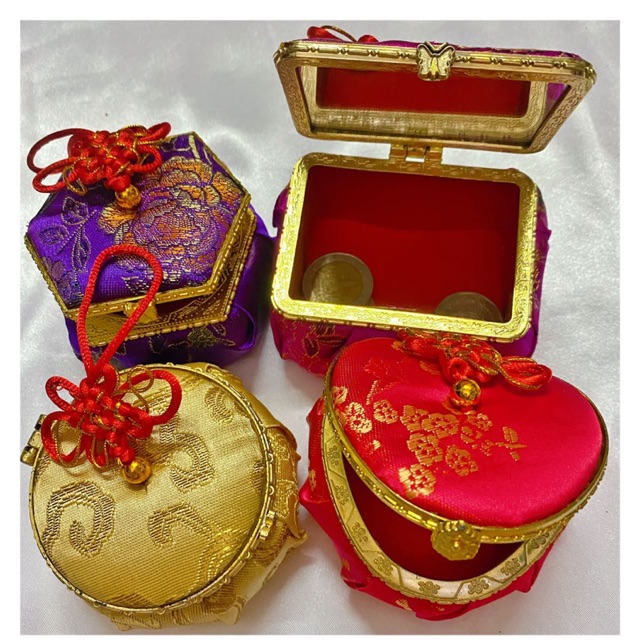 กระปุกผ้าไม้ มีกระจกที่ฝา คละรูปทรง คละสี