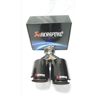 ปลายท่อ คู่ข้างซ้าย แบบเปิดหัว หุ้มไฟล์เบอร์คาร์บอนเคฟล่าแท้ AKRAPOVIC ขนาดของคอสวม 2.5นิ้ว พร้อมเข็มขัดรัด