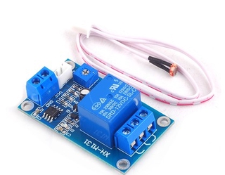 XH-M131 โมดูล photoresistor โมดูลการควบคุมความสว่างอัตโนมัติ 12V แสงสวิทช์ photorelay