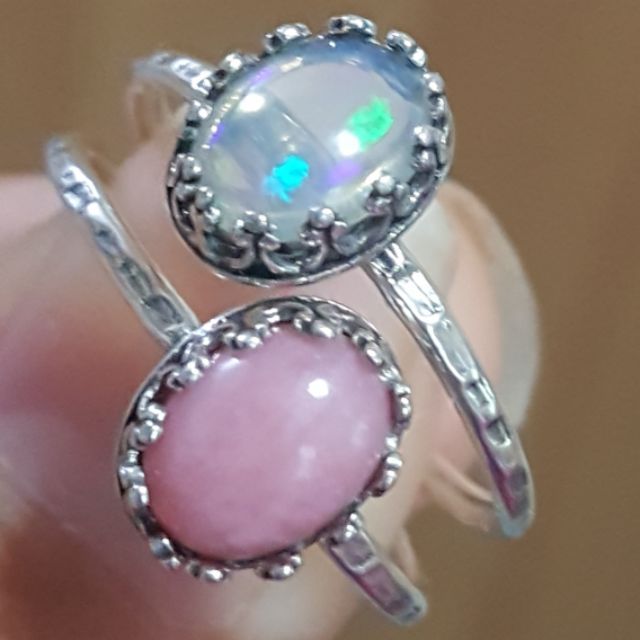 แหวนโอปอลแท้ เงินแท้925 โอปอลดำ โอปอลชมพู ฯลฯ งานแบรนด์รมดำเลียนแบบโบราณ (Freesize Opal Rings)