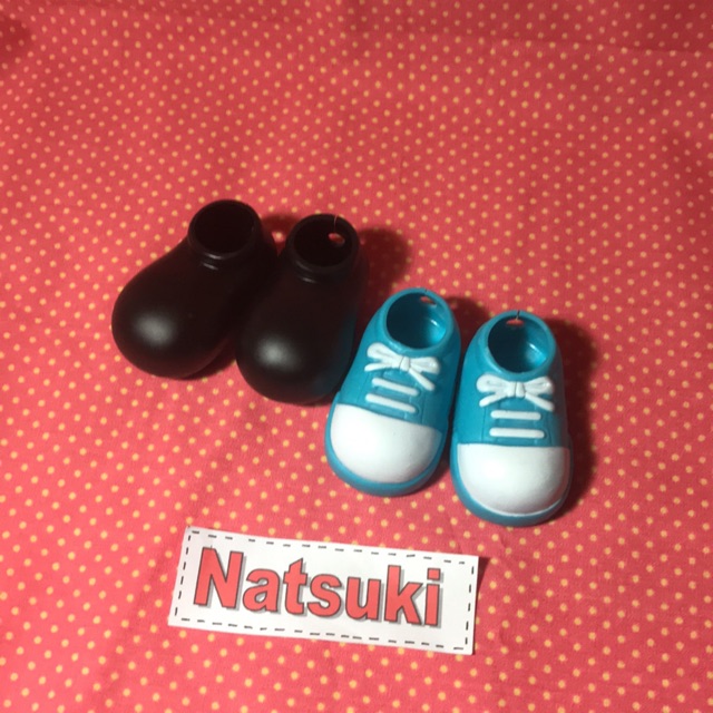 รองเท้าตุ๊กตา takara tommy  ขาย2คู่