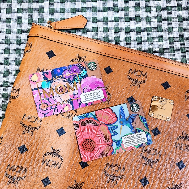 [STARBUCKS CARD] - SYNTHESIS OF SOME CARD MODELS/ MEMBER CARD HARD PLASTIC HOLIDAY SEASON 2015 - 201