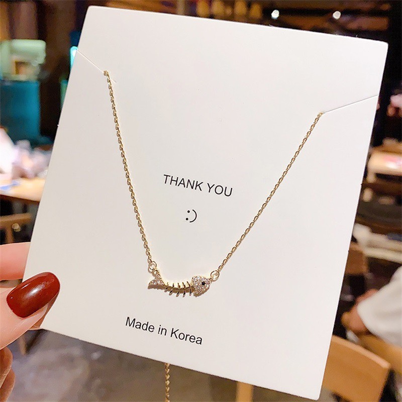 พร้อมส่ง สร้อยคอโซ่เหล็กไทเทเนียม ชุบทอง 18k จี้รูปก้างปลา สีฟ้า