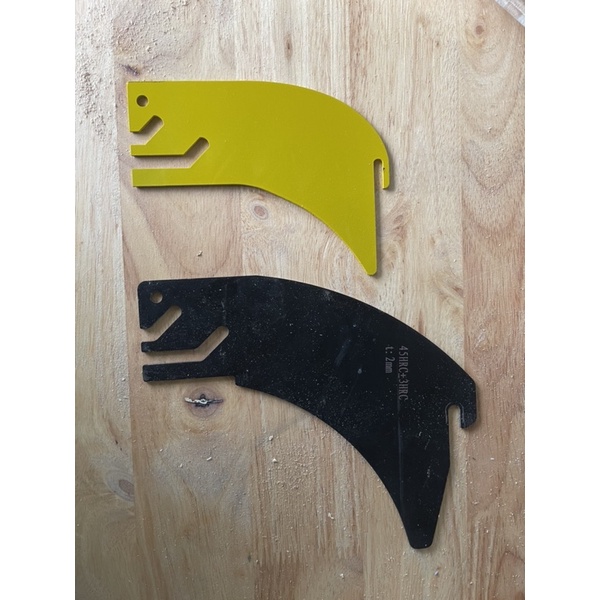 อะไหล่อัพเกรดโต๊ะเลื่อย Makita mlt100 ตัวดันไม้ กันไม้ดีด พอดีใบ มากีต้า Saw table workbench Accesso