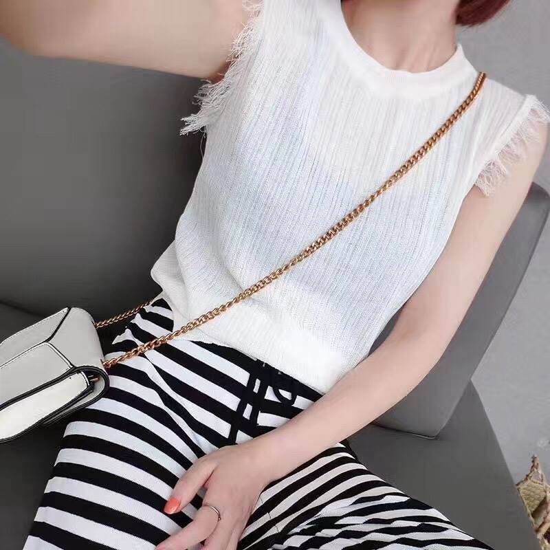 P08 Delighted tank top