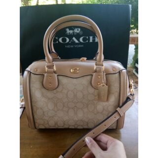 Coach (9" ) สีครีม พร้อมส่ง