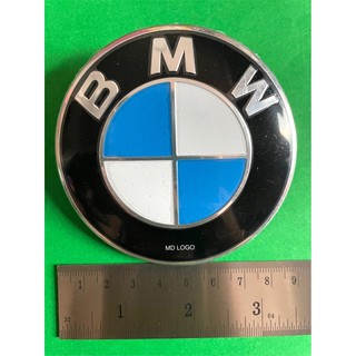 โลโก้ฝาBMWมีขาด้านหลัง ขนาด 8.2 cm. ราคาต่อชิ้น