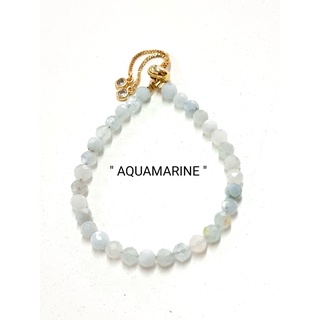 ข้อมือลูกเต๋า"AQUAMARINE "อความารีน"