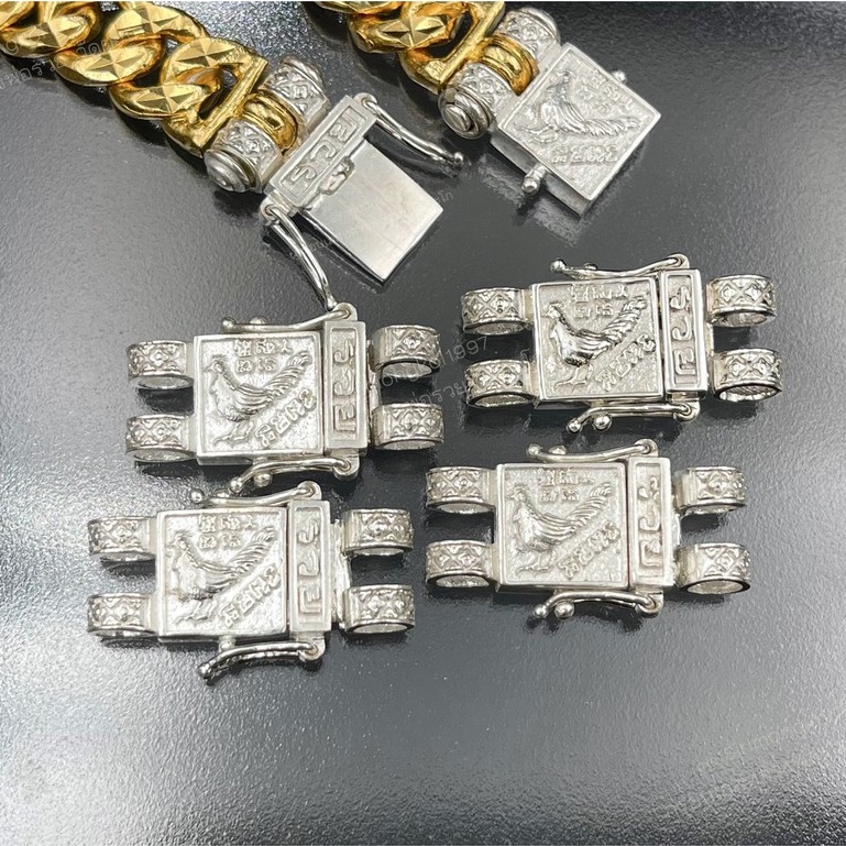 ข้อล็อกสายเลสเงินแท้ 92.5ใส่กับสายขนาด4บาท (ตัวเดือยขนาดกว้าง3มิล) ใส่เลสหลวงพ่อรวยขนาด4และ8บาทได้ทุ