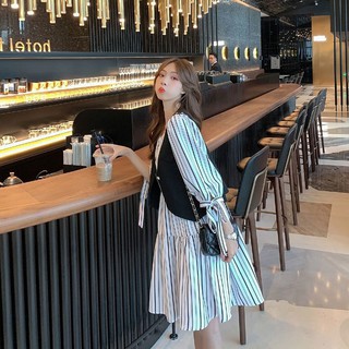 เดรสมาพร้อมเสื้อกั๊กงานสวยน่ารักมากบอกเลยต้องมีติดตู้