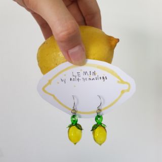 Lemon glass earrings ต่างหูเลม่อน ทำจากแก้วเป่า handmade ต่างหูมะนาว ต่างหูผลไม้ ต่างหูแก้ว เลม่อน