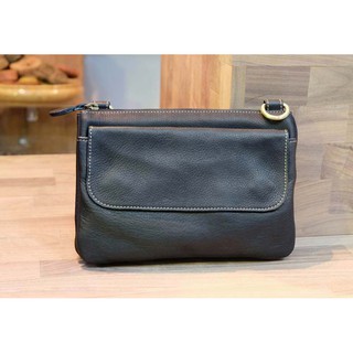 Leather Bag code : LB011 กระเป๋าหนังสะพายข้าง สีดำ