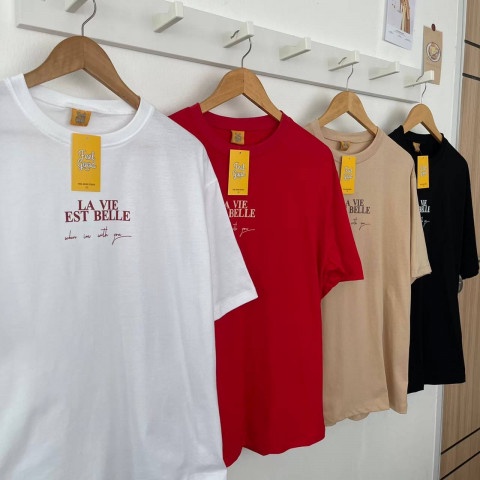 เสื้อยืด เสื้อโอเวอร์ไซส์ สกรีน LA VTE EST BELLE  คอตตอตแท้ พร้อมส่ง