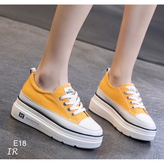 E18 รองเท้าผ้าใบผ้าแคนวาส ใส่สวย ทรงดีงาม แมทซง่าย