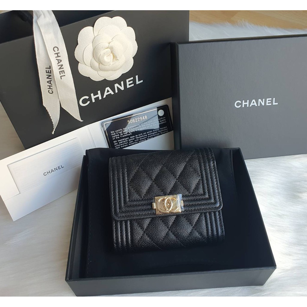 New Chanel trifold wallet holo30