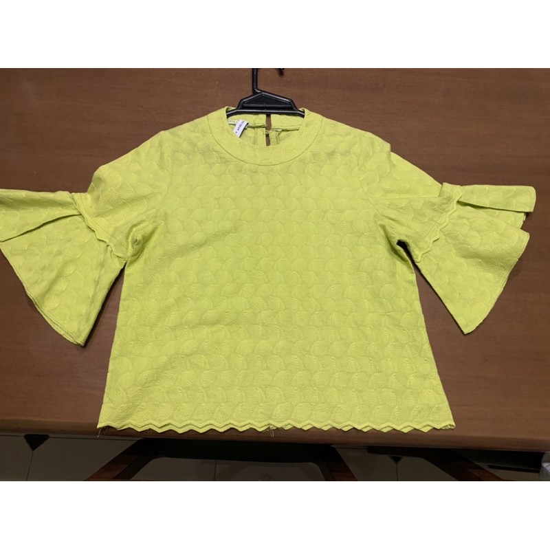 เสื้อสีเหลืองไพร ผ้าลูกไม้คอตตอน แบรนด์ ENDEAR เบอร์ M