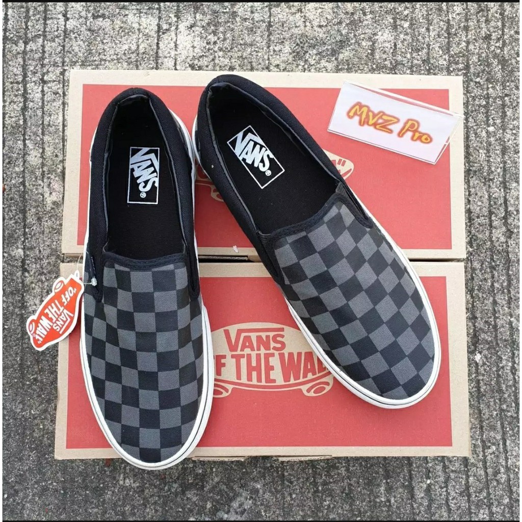 Sepatu store vans checker