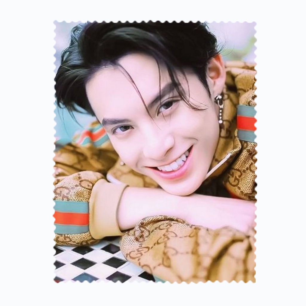 ผ้าเช็ดแว่นตา เช็ดเลนส์ ผ้าไมโครไฟเบอร์ Dylan Wang ดีแลนหวัง หวังเห้อตี้