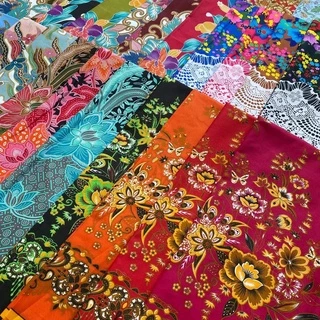 ผ้าถุงคุณภาพดี ผ้าถุงปาเต๊ะ batik กว้าง 2 เมตร เย็บเรียบร้อย V.1 มีเก็บเงินปลายทางนะคะผ้าถุงสำเร็จ