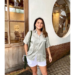 Pearl Green Shirt แขนสั้น ผ้าเงา สินค้าใส่ได้จริงไม่คัน