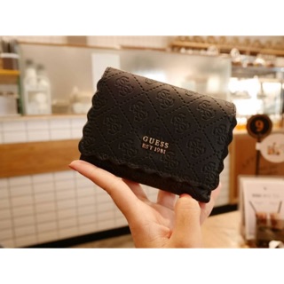 💯 New Arival !! เอาใจคนชอบกระเป๋าสตางค์ไซส์มินิ กับ GUESS SHORT WALLET🍭