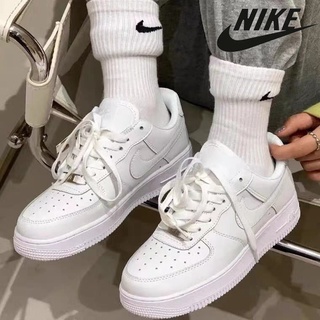 &lt;มาถึง 3 วันหลังจากจัดส่ง&gt; Nike Air Force 1 รองเท้ากีฬา รองเท้าแฟชั่นสีขาว รองเท้า Unisex Size:36-44