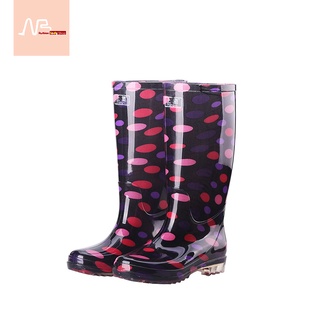 🔥พร้อมส่ง🔥รองเท้าบูทกันฝนผู้หญิงทรงสูงพิมพ์ลายกันลื่น Rain Boots