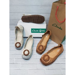 รองเท้า ส้นเตี้ย Clarks Rg 82-6 สําหรับผู้หญิง