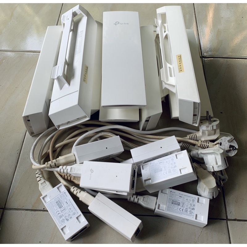TP-Link CPE220 อุปกรณ์กระจายสัญญาณไร้สายกลางแจ้ง