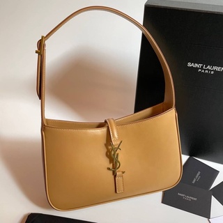 #Ysl #รุ่นle5A7 #Hobobag  Size 23cm