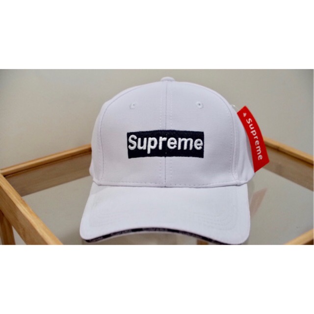 หมวก Supreme x Louis