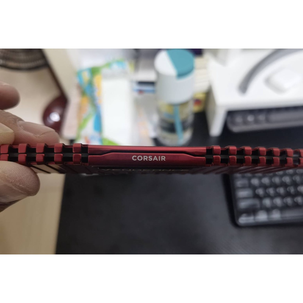 Ram Corsair DDR4 8bg bus2400