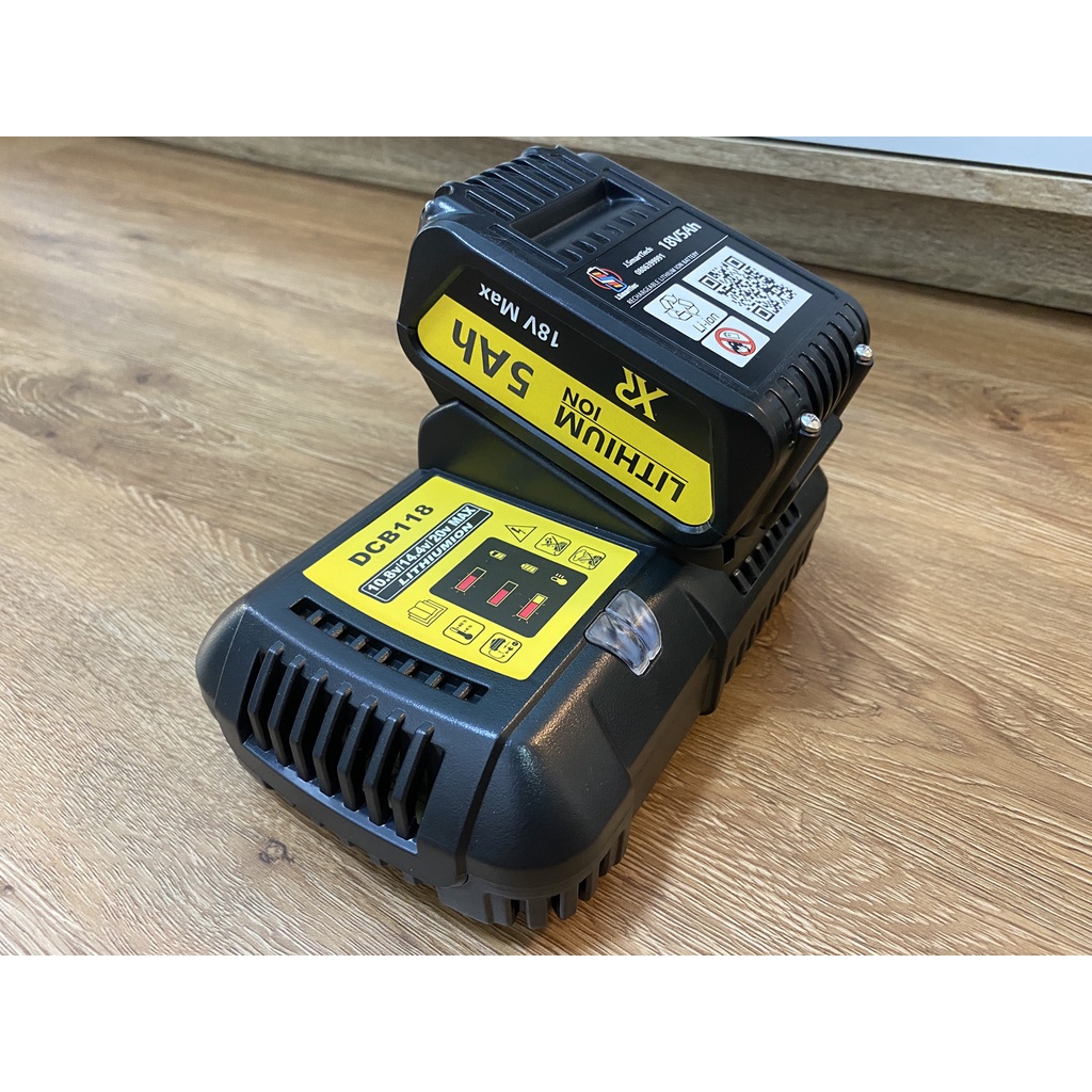 Dewalt Charger 10.8V - 18V 4.5A ชาร์ทเร็ว Replacement สินค้าเทียบใช้ทดแทน
