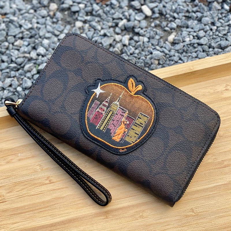 ส่งพรี Coach C6886 phone wallet Coach