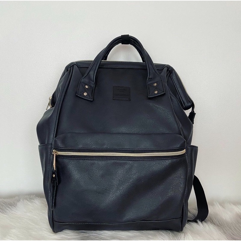 Anello กระเป๋าเป้หนังสีดำ classic size ขนาดกว้าง17xยาว28xสูง40cm.