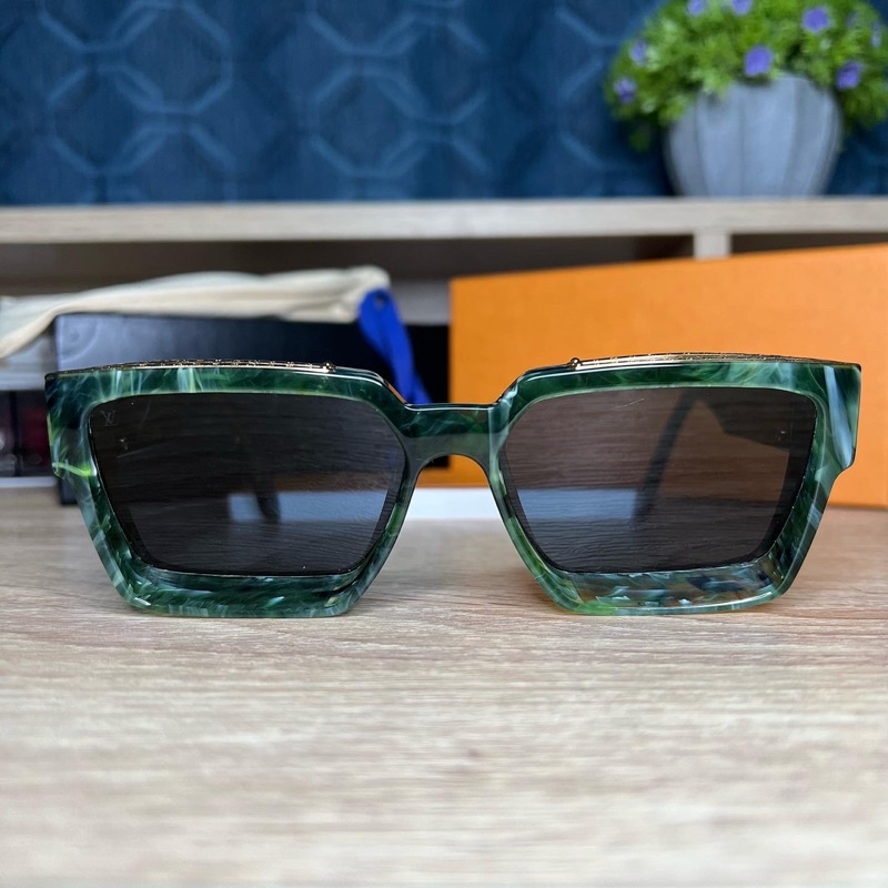 แว่น Louis Vuitton Millionaire 1.1 Green Marble Sunglasses