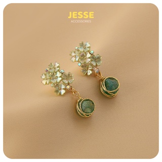 Flowers green style earrings ต่างหูดอกไม้สีเขียว ต่างหูน่ารักแบบห้อย