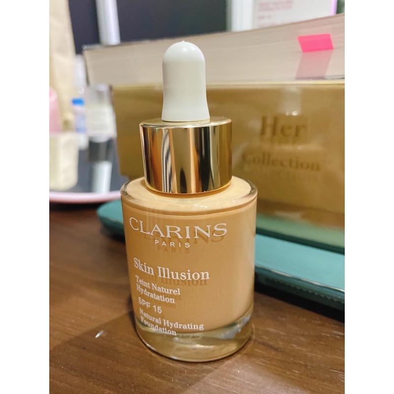 CLARINS Skin Illusion สี auburn (111)