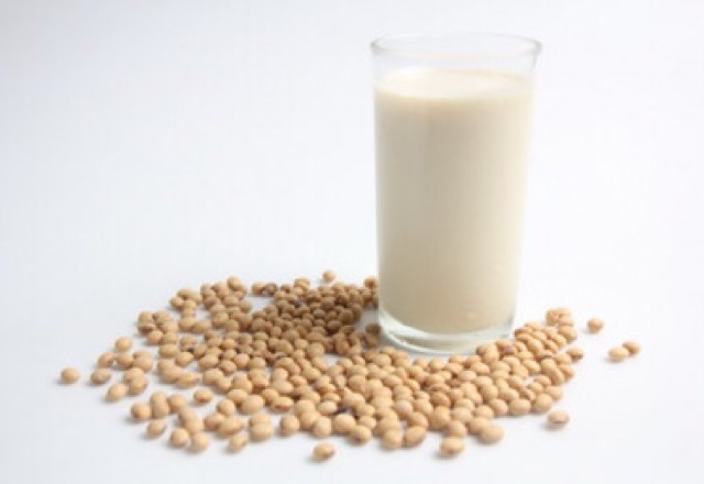 ผงถั่วเหลืองดอยคำ ผลิตจากถั่วเหลือง+จมูกถั่ว: กระสอบ 20 กก. - รูปที่ 2