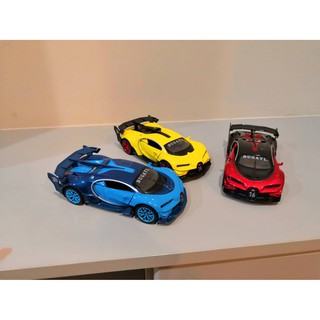 โมเดลรถยนต์ 2019 Bugatti GT Super Car  ทำจากเหล็ก สัดส่วน 1:32 ประตูซ้ายขวา  เปิดได้เหมือนจริง มีเสียง มีไฟ ล้อฟรีสามารถ