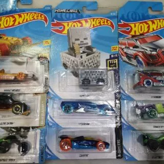 Hotwheels basic car 1คัน คันละ 45บาท ( ร้านจะคละแบบให้เพื่อไม่ให้สินค้าซ้ำกัน ) สินค้าเป็นของแท้
