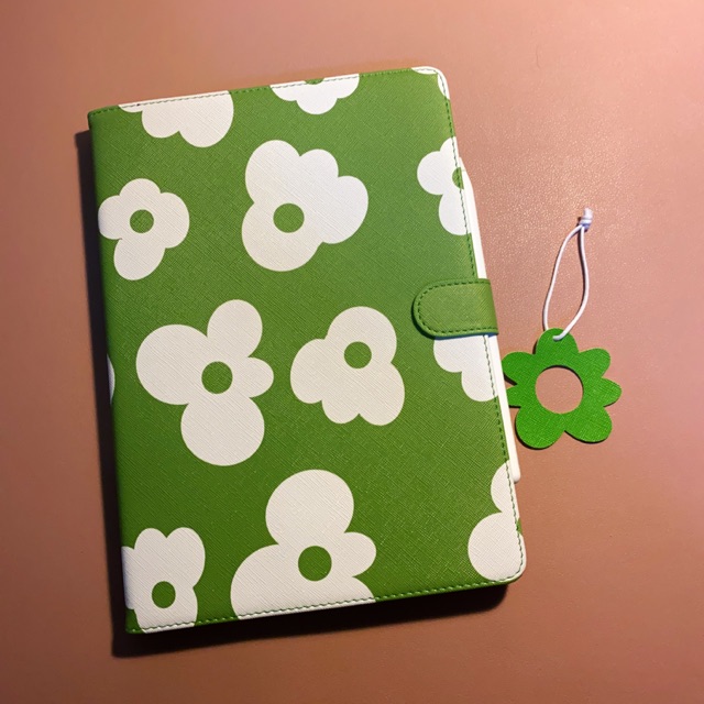 [สินค้ามือสอง] เคส Ipad Pro ลายดอกไม้สีเขียวอ่อน 💚 [Ipad Pro 11 นิ้ว ปี 2018]
