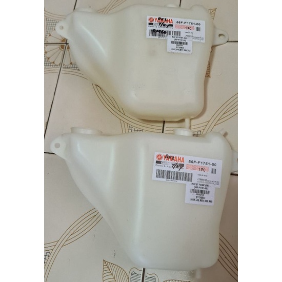 ถัง 2t yamaha  rxz  135 แท้  ราคาต่อ1ใบ(มีฝาแถมให้)