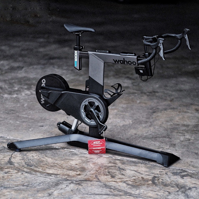 Wahoo Kickr Bike จักรยานเทรนเนอร์ที่อัดฟีเจอร์แน่นๆ ขี่มันส์ที่สุดในยุคนี้