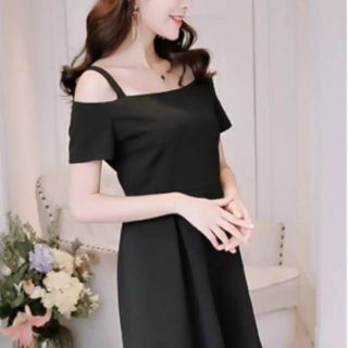 ชุดเดรสปาดไหล่ Off the Shoulder dress :: LovelyPeak